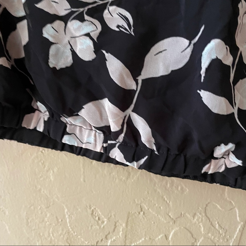 Torrid Floral Double layered Chiffon blouse - Picture 7 of 12